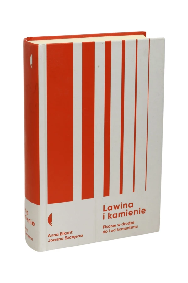 Lawina i kamienie Bikont, Szczęsna